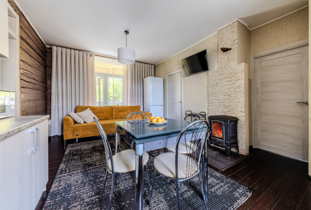 Коттедж № 77