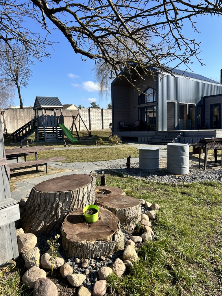 Коттедж № 4