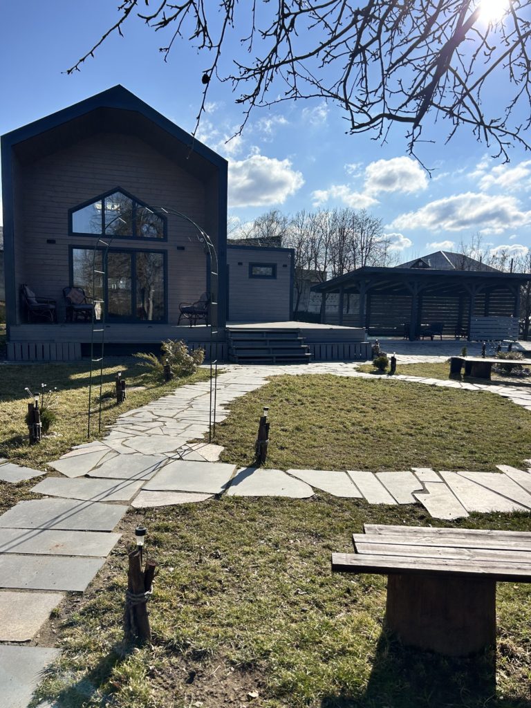 Коттедж № 4