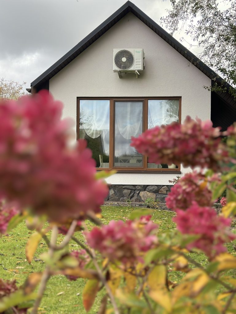 Коттедж № 6