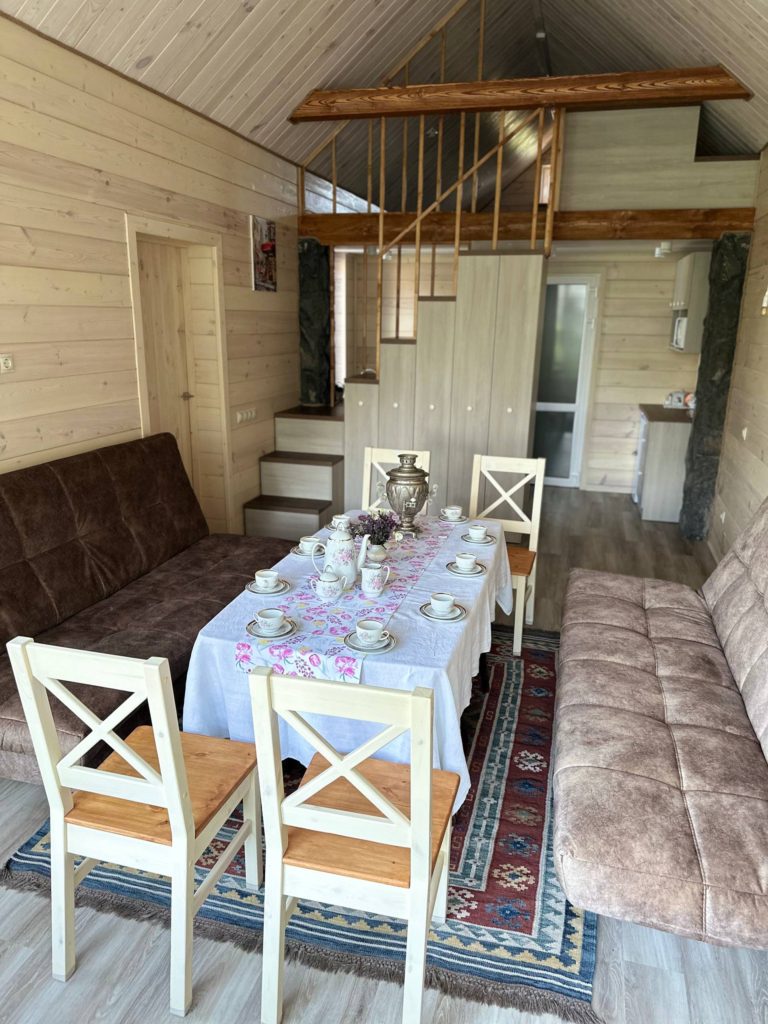 Коттедж № 6