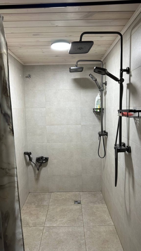 Коттедж № 6