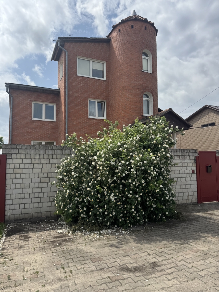 Коттедж № 4